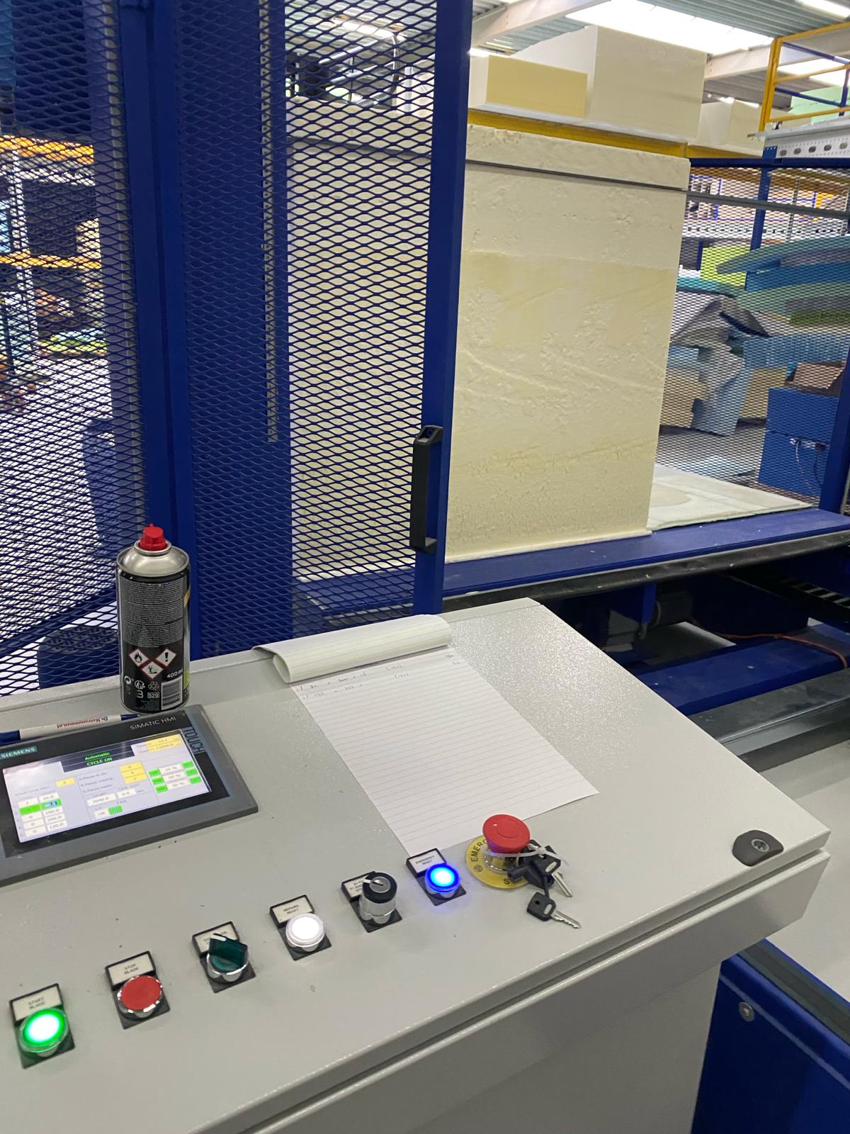 POLYETHER/ SCHUIMRUBBER EN KOUDSCHUIM OP MAAT