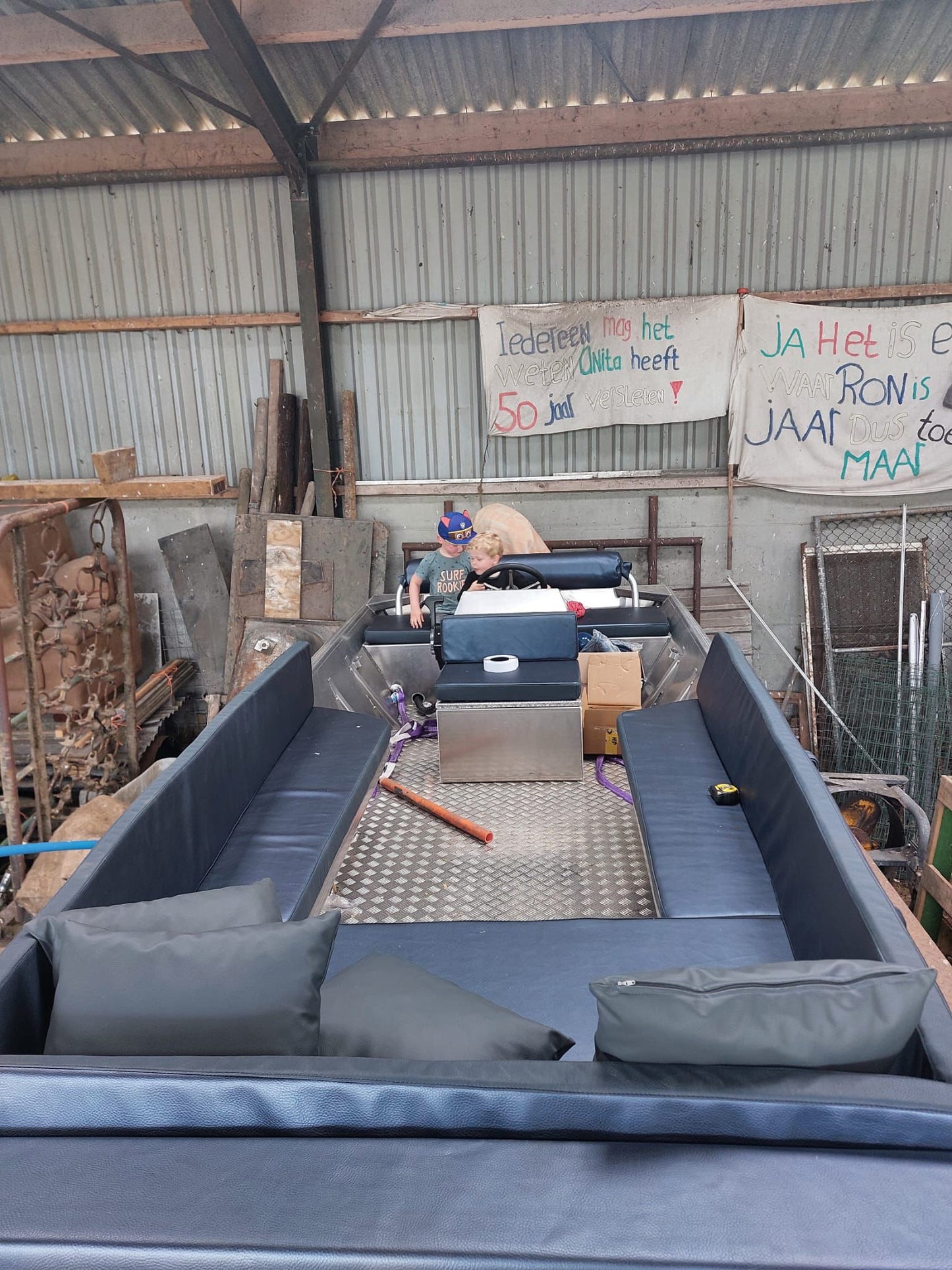 BOOTKUSSENS OPNIEUW BEKLEDEN | BOOTKUSSENS HERSTOFFEREN | BOOTKUSSENS STOFFEREN