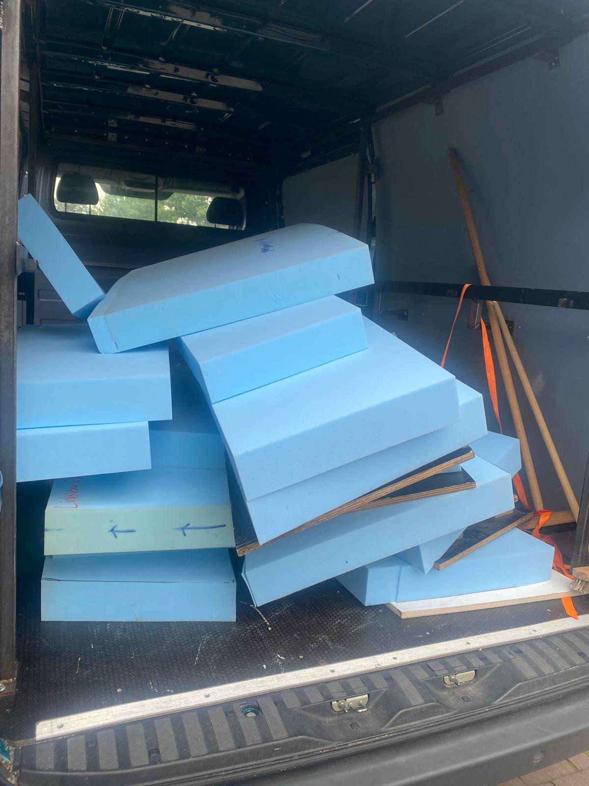 BOOTKUSSENS OPNIEUW BEKLEDEN | BOOTKUSSENS HERSTOFFEREN | BOOTKUSSENS STOFFEREN