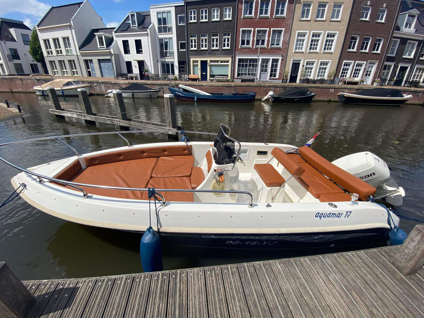 BOOTKUSSENS HERSTOFFEREN