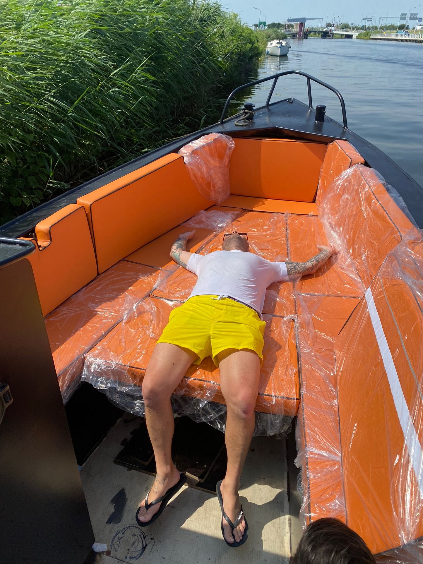 BOOTKUSSENS OPNIEUW BEKLEDEN | BOOTKUSSENS HERSTOFFEREN | BOOTKUSSENS STOFFEREN