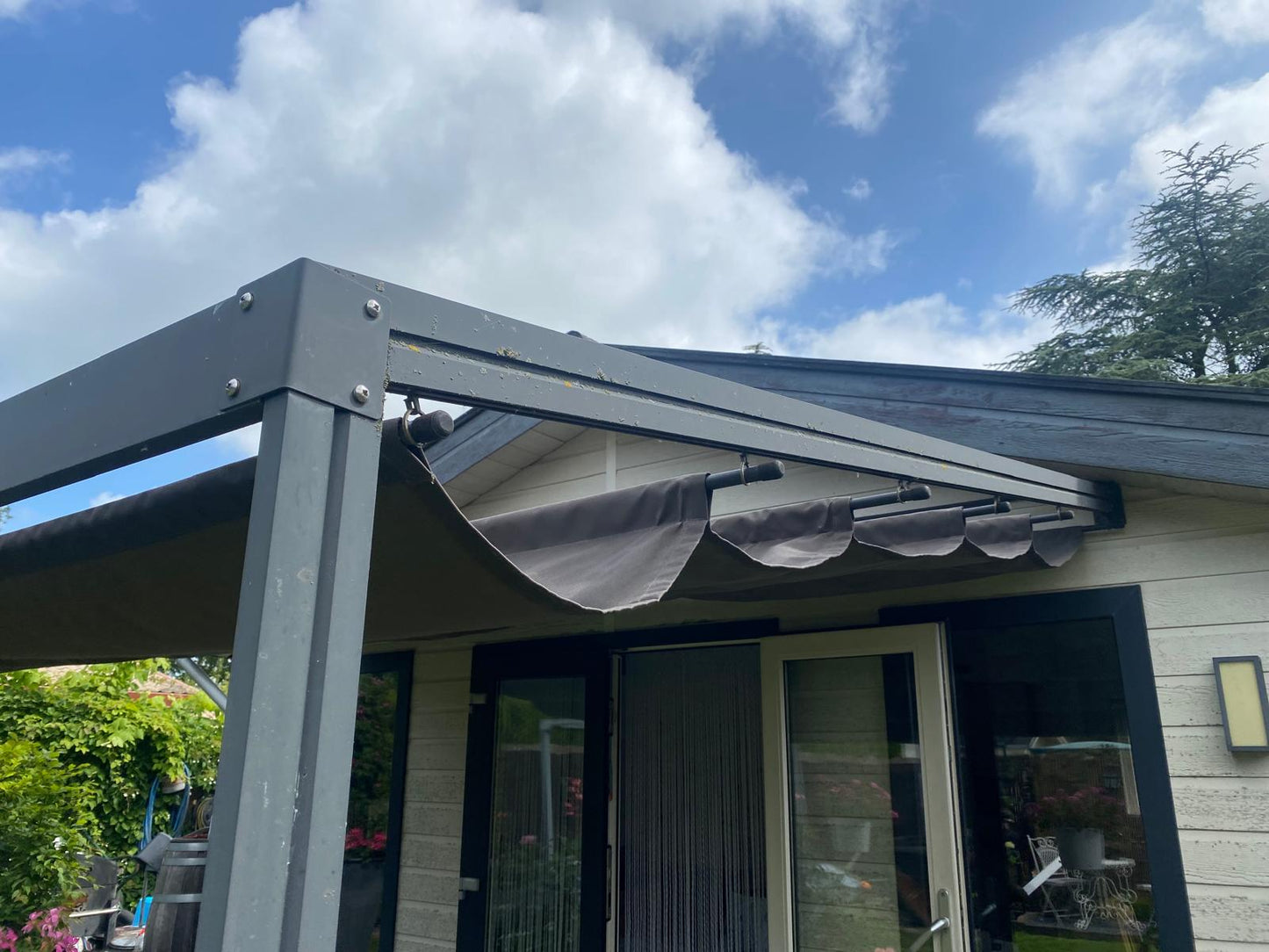 VERANDAZEILEN OP MAAT / VERANDADOEKEN MET RAAMFOLIE