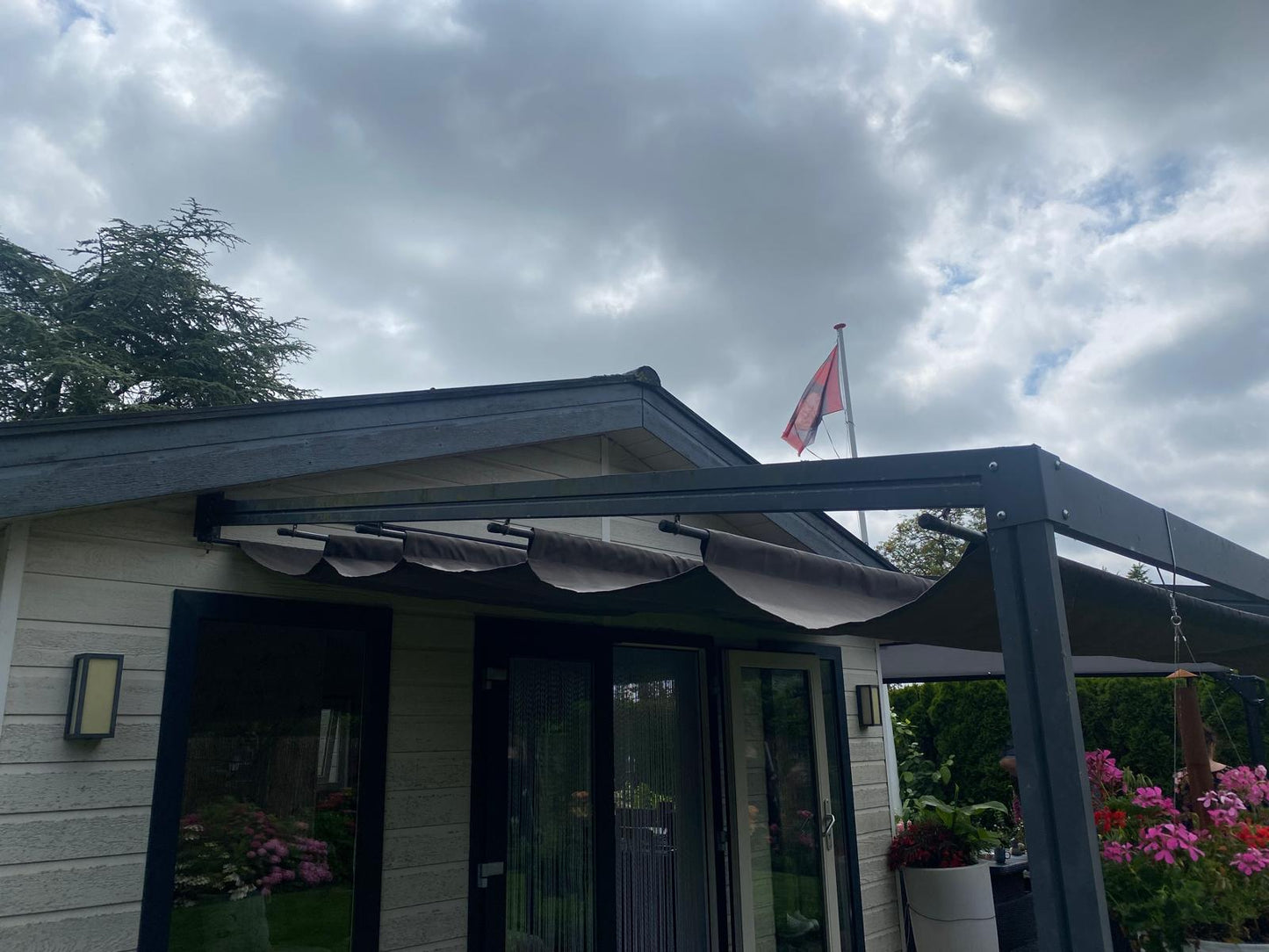VERANDAZEILEN OP MAAT / VERANDADOEKEN MET RAAMFOLIE