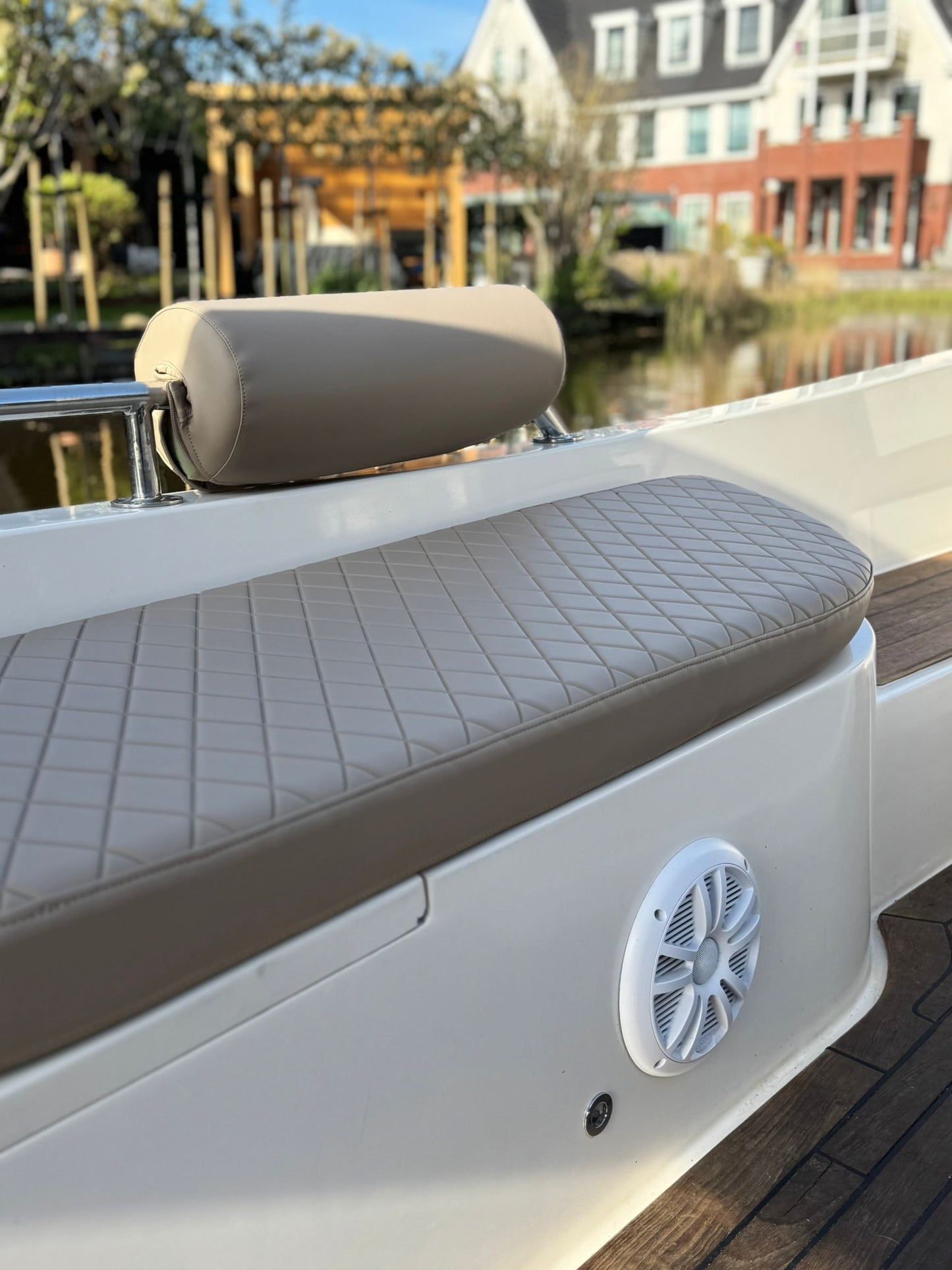 Bootkussens op maat met ruitmotief, diamond stitch afwerking
